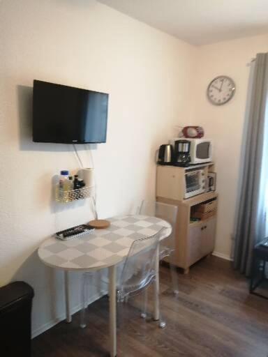 Studio Pour Curiste Lamalou-les-Bains Exterior photo